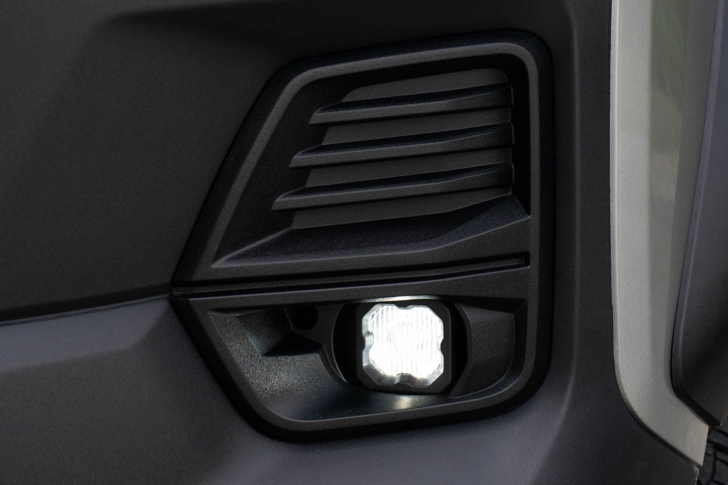 Featured image for “Diode Dynamics SSC1 LED Fog Light Kit for 2023-2025 Chevrolet Colorado”