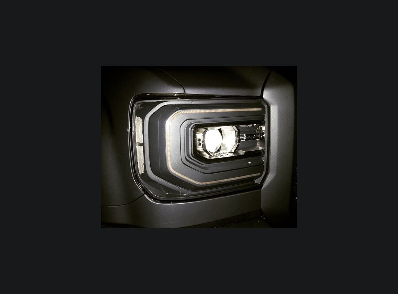 Clear Headlight Reflectors: GMC Sierra 1500 (16-18) - Image 5